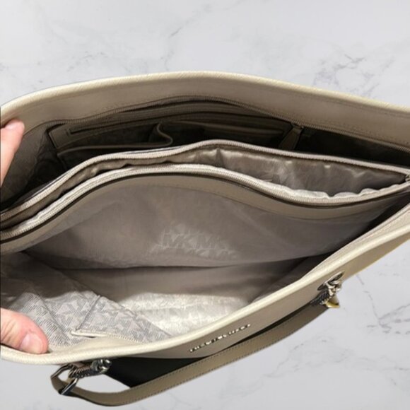 Michael Kors Grey Leather Tote Bag Over Shoulder bag Chain Strap - Picture 7 of 12